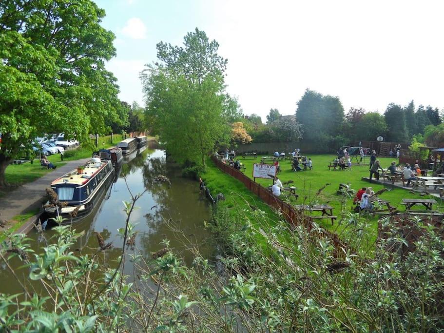 Hidden Gem Canal Facing Retreat With Lovely Walks Hopwas 外观 照片