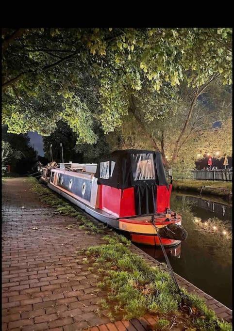 Hidden Gem Canal Facing Retreat With Lovely Walks Hopwas 外观 照片